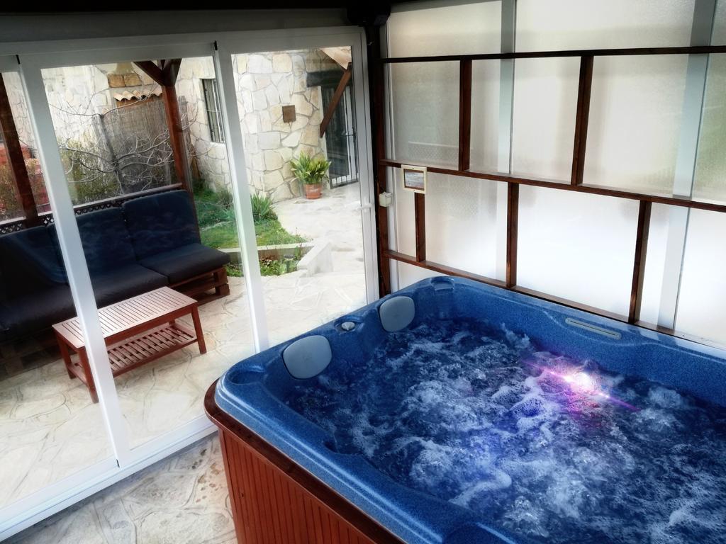 El Jardincillo Guest House Robledo de Chavela Luaran gambar